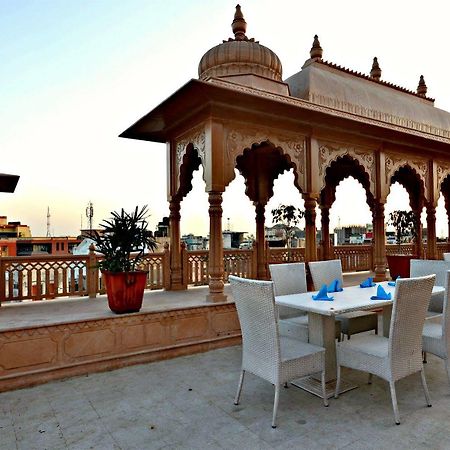 Hotel Ram Singh Palace Jaipur Exteriör bild